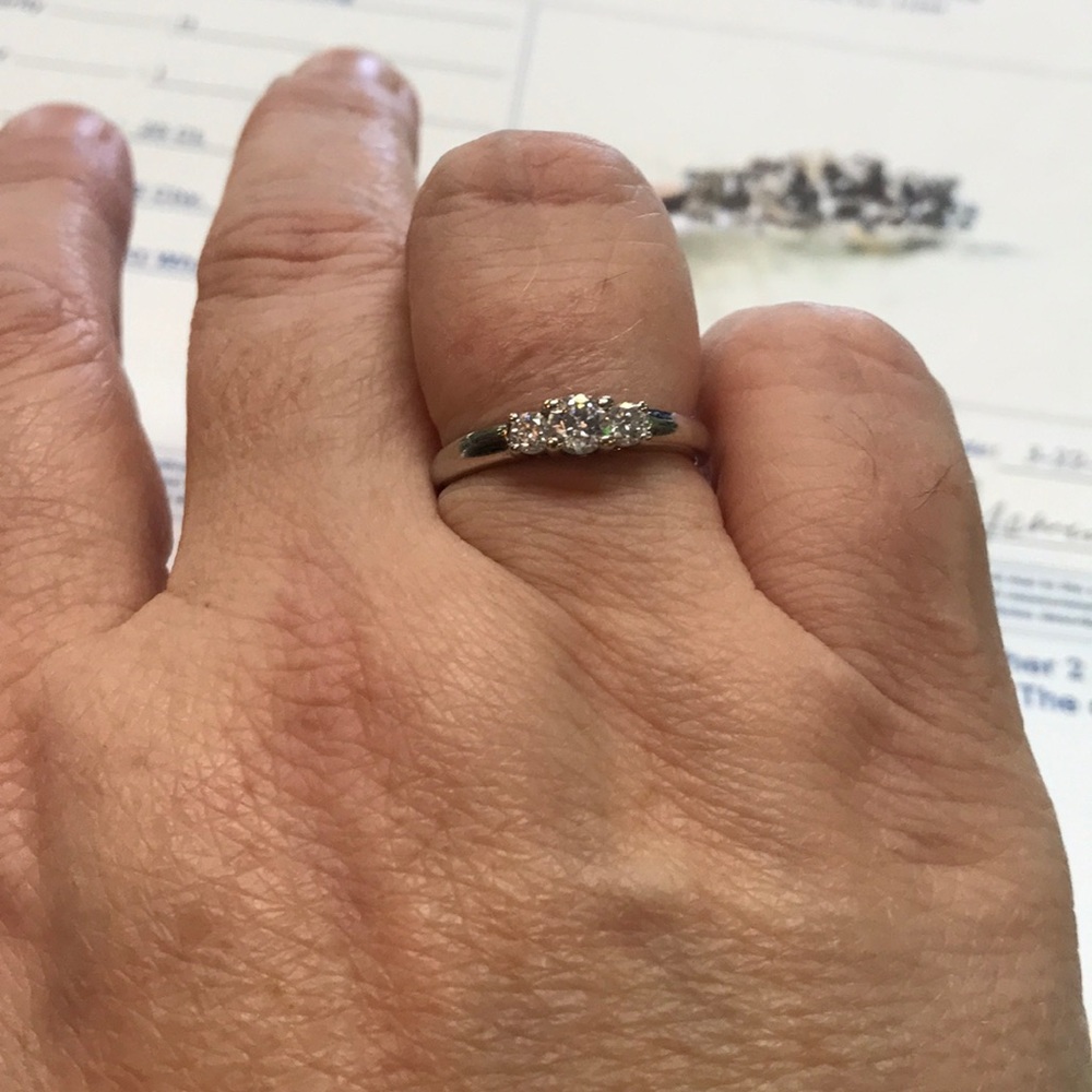 Ladies 3 stone anniversary ring